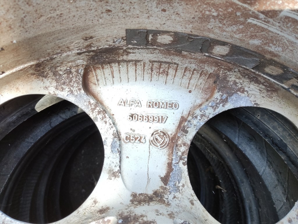 186669 Alfa Romeo 147, 156, Gt 16"-os alufelni  (1db) a képen látható állapotban 60669917 3. kép