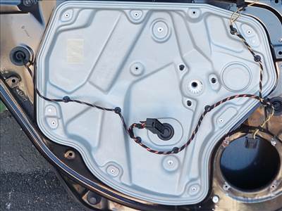 Skoda Octavia II ablakemelő szerkezet bal hátsó 1Z0839461A-