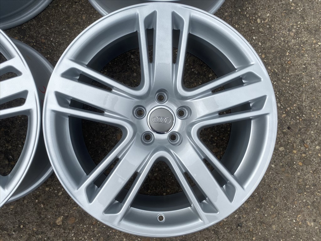 4db gyári 19" Audi A5 - A7 - A4 Allroad alufelni. (3876) 2. kép
