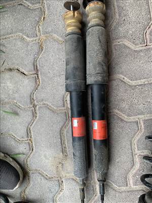 BMW 1-es sorozat, BMW 3-as sorozat hátsó gátló 