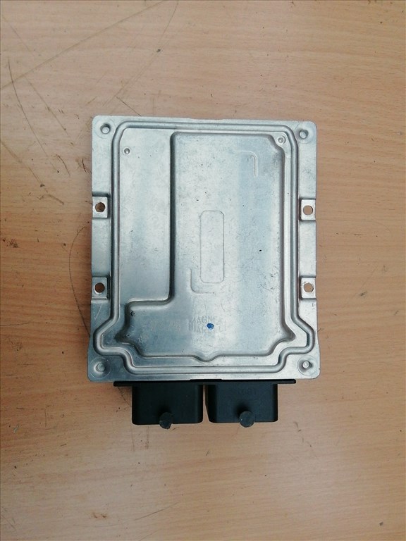 Fiat 500 2015- 1,2 8v benzin Motorvezérlő 52032674 2. kép