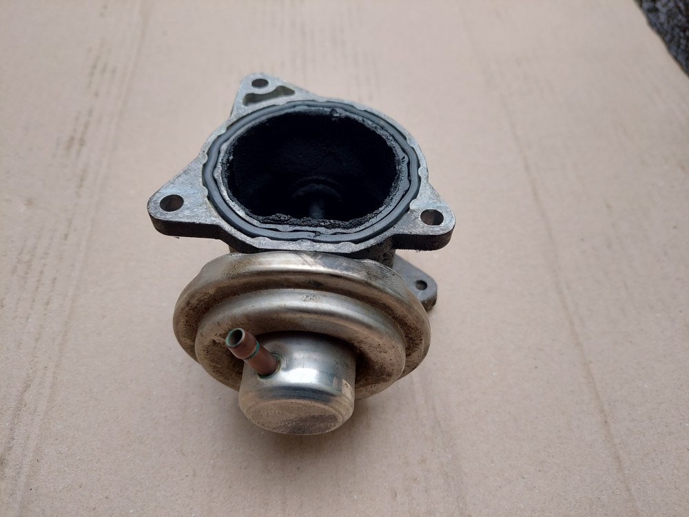 Skoda Octavia-Fabia-Roomster-Superb 1,9 Pdtdi kipufogógáz visszavezető szelep / EGR/ 038131501AN 1. kép