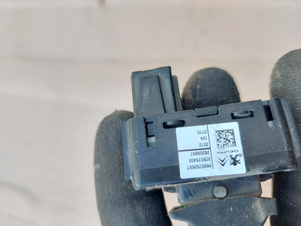 Citroen C4 II ablakemelő kapcsoló jobb első-mindkét hátsó 96657926XT 2. kép