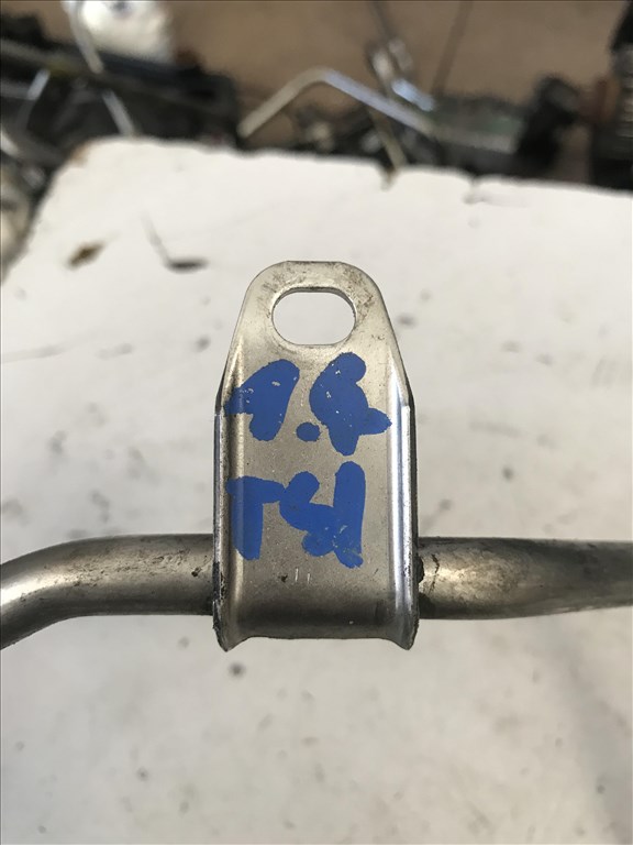 Volkswagen Golf V 1,4 TSI - turbó vízcső 03c121469c 2. kép