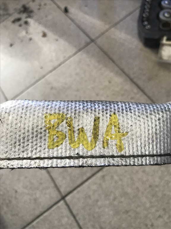 VW csoport GOLF V 2,0 TFSI turbó vízcső 2. kép