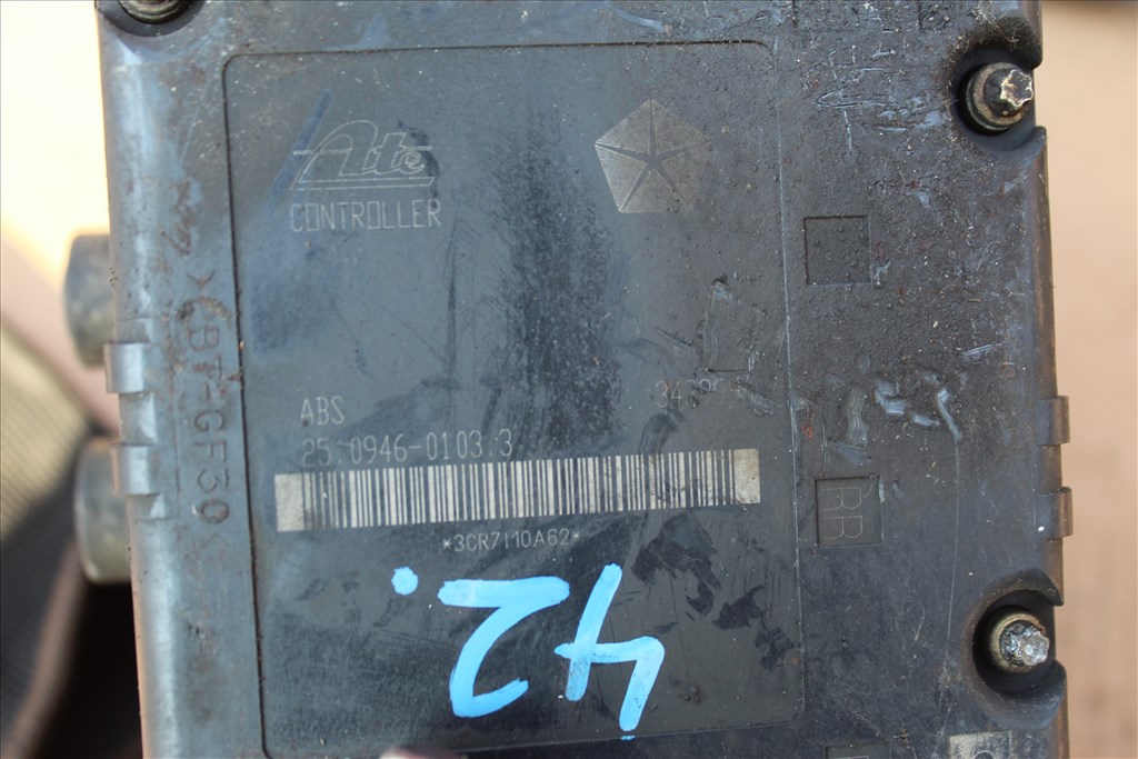 Chrysler Voyager 1996-2001 2.5TD ABS kocka (42) 25020403393 5. kép