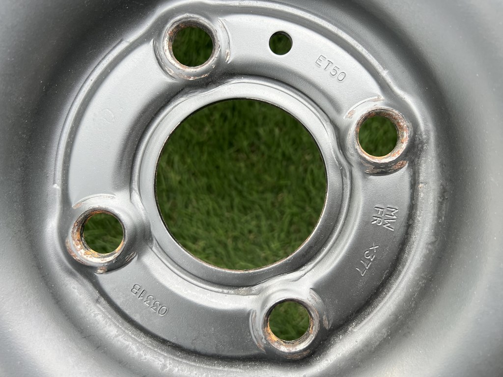 4x100 15" Renault gyári lemezfelni 5,5Jx15h2 ET50 6. kép