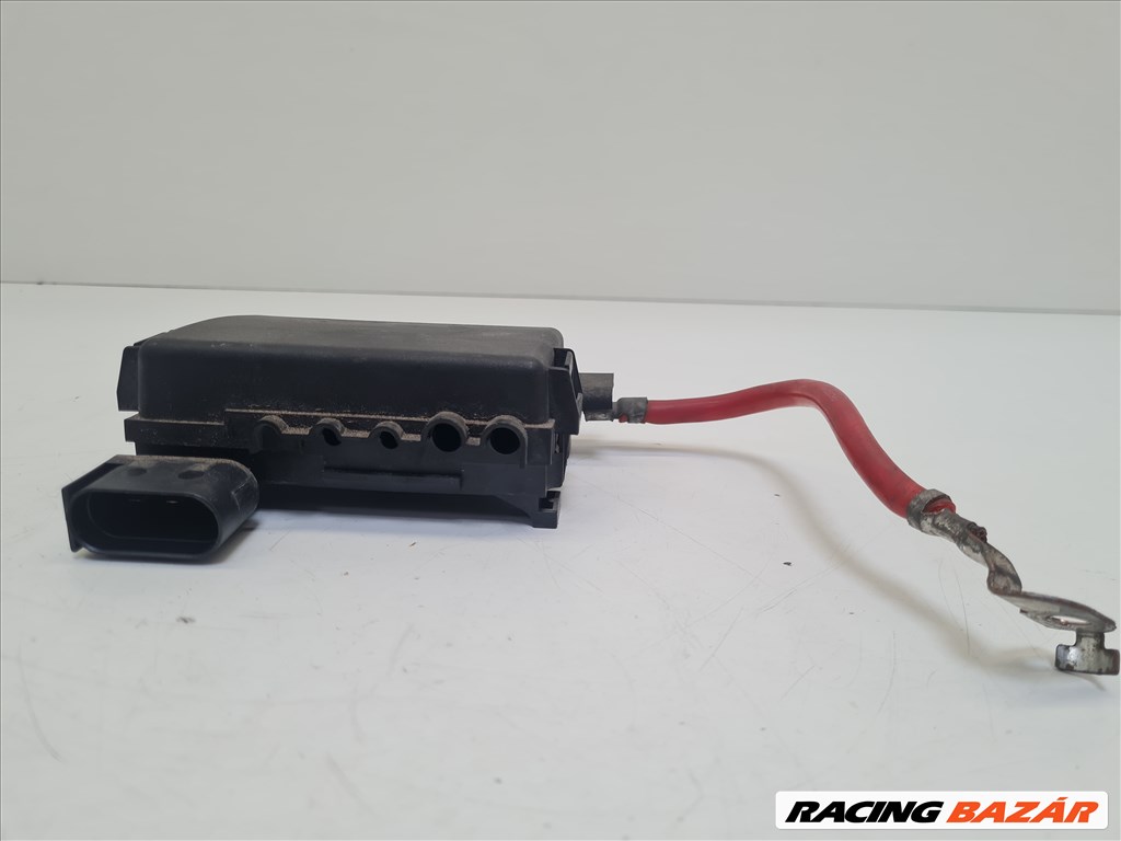 Volkswagen Golf IV biztosítéktábla motortér (19894) 1j0937550aa 2. kép