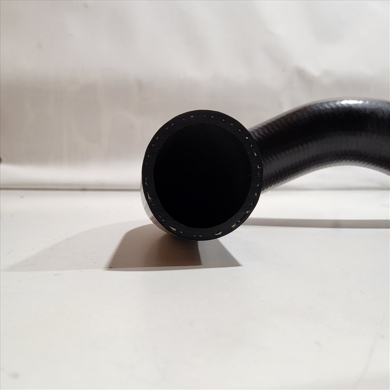 Alfa Romeo GT, 147 1,9 Diesel utángyártott új,  jobb oldali vízcső a vízhűtő és a motor között 46814855 2. kép