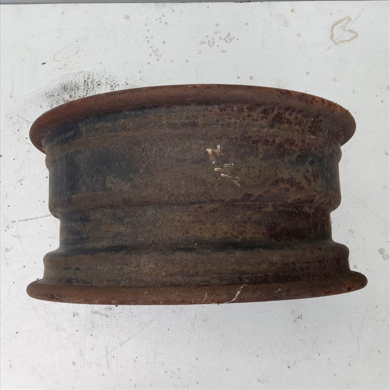 189423 Fiat Ulysse, Lancia Phedra, Citroen C8, Peugeot 807 15"-os lemezfelni (1db) a képen látható állapotban 189582 2. kép