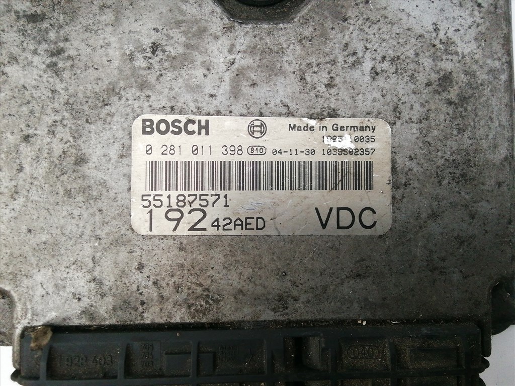 Fiat Stilo 2001-2007 1,9 8v Diesel 115 Le Motorvezérlő 0281011398 , 55187571 2. kép