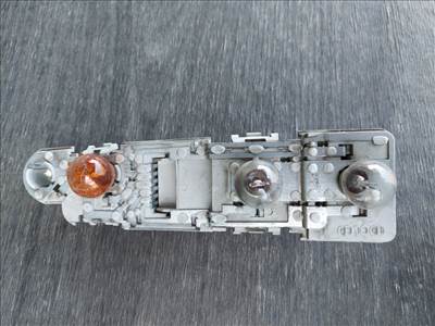 Audi A2 hátsólámpa izzófoglalat jobb 8Z0945258