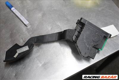 Fiat Grande Punto 1.3mjet 2005 gázpedál 55702022