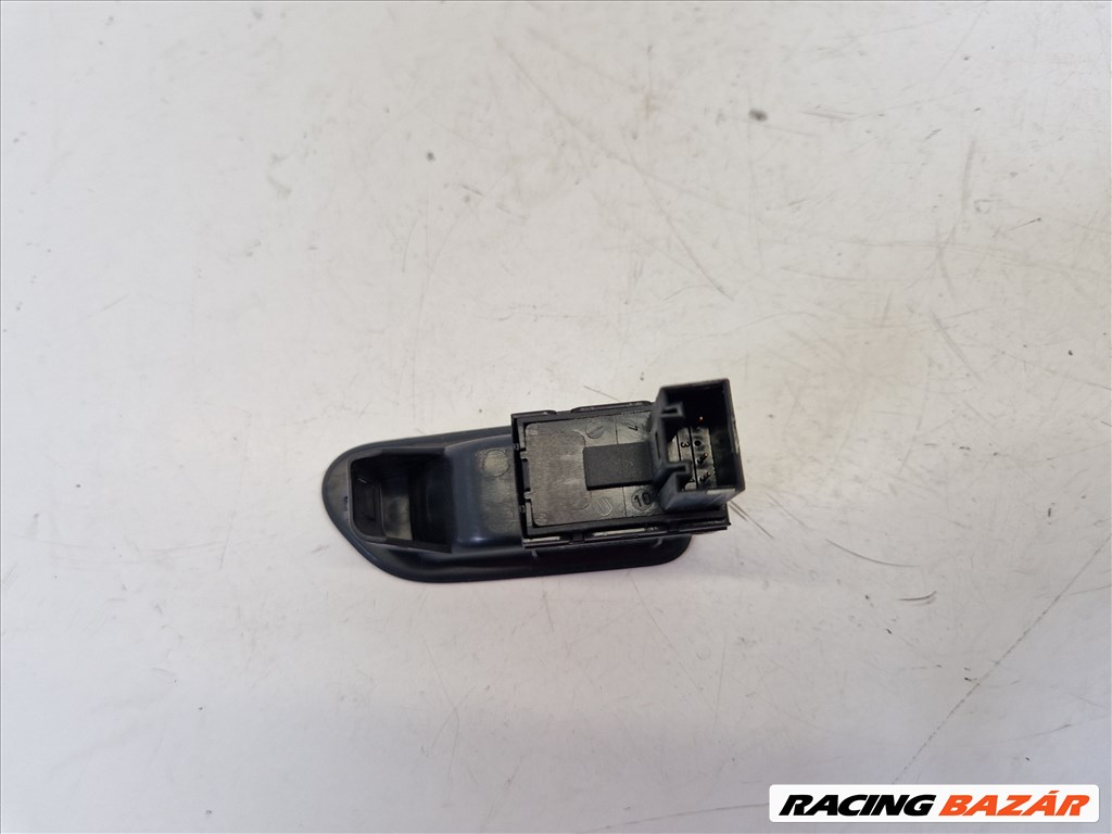 Volkswagen Golf VI bal hátsó ablakemelő gomb (19790) 5k4868345 5k0959855 6. kép