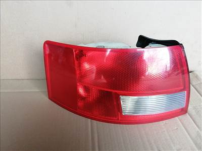 143774 Audi A4 B6 2002-2006 kabrió bal hátsó lámpa , a képen látható sérüléssel!!!!! 157673