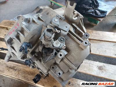 Opel Astra K 1.6 CDTI Váltó F40 55574460