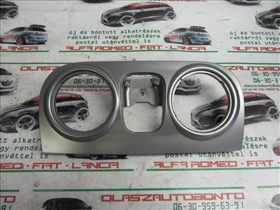 Fiat Fiorino, Qubo középső légbeömlő keret