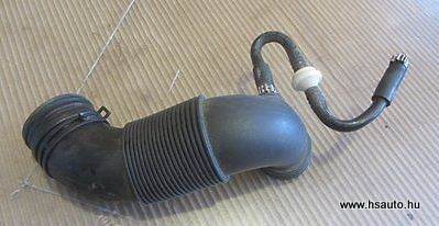 Volkswagen Polo Seat Ibiza 1,2 6V légszűrőház összekötőcső 6Y0129684B-