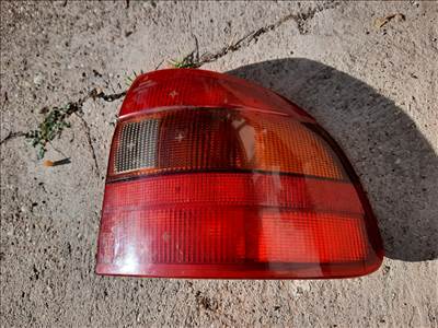 Opel Astra F Sedan jobb hátsó láma