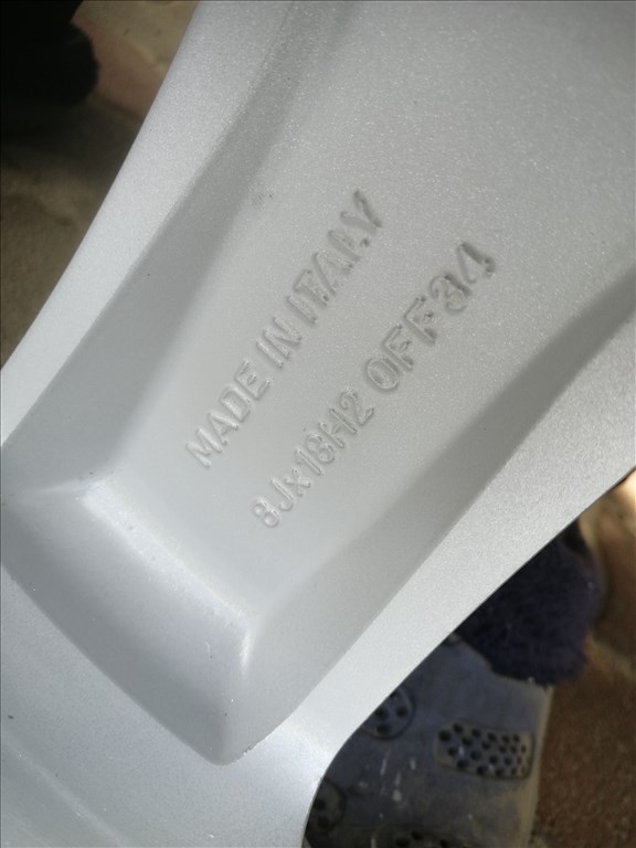  5x110 Alfa Romeo Stelvio, Giulietta, 159, Brera gyári 18" alufelni 6. kép