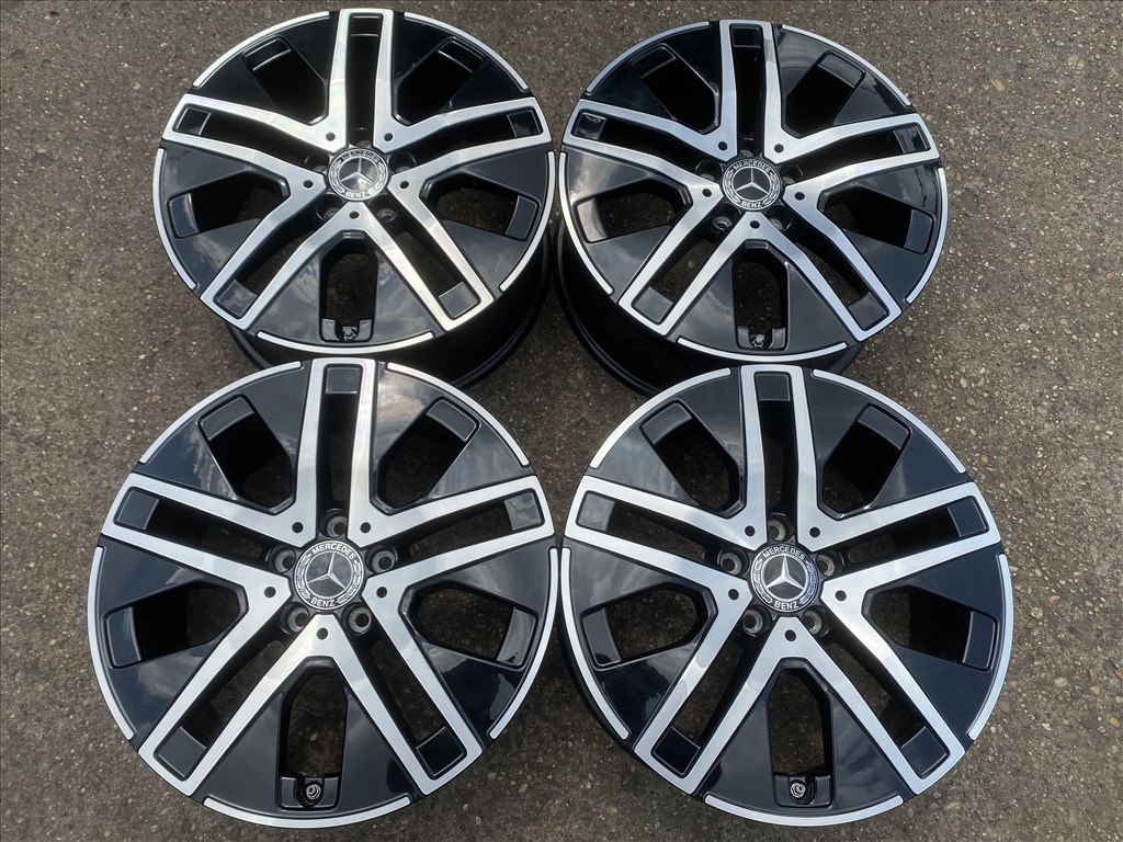 4db gyári 18" Mercedes-Benz GLA - GLB alufelni. (3886) 1. kép