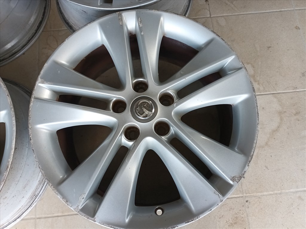 Opel j astra c zafira 5x115 lyukosztású 8JJ 18 as használt (gyári felni) alufelni Tkn 15 2. kép