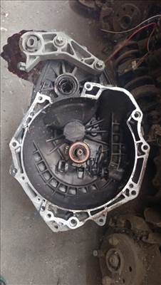 Opel Corsa C 1.7 DT váltó