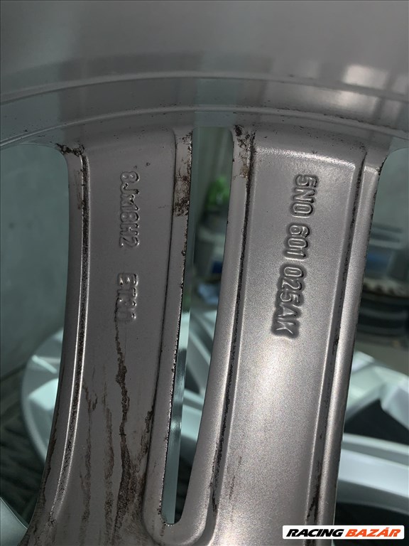  5x112 lyukosztású 8J 18" használt Mallory volkswagen (gyári felni) alufelni 6. kép