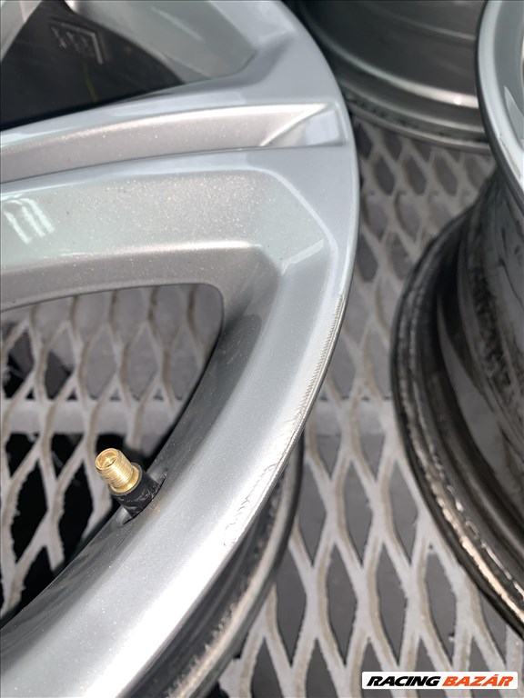  5x112 lyukosztású 8J 18" használt Mallory volkswagen (gyári felni) alufelni 9. kép