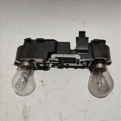 Alfa Romeo 159 2005-2011 bal hátsó belső lámpa Izzó foglalat 50504822