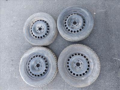 Audi A2-Skoda Fabia-Octavia I-VW Polo kerék garnitúra téli gumikkal 15 zoll 8Z0601027