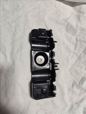 Renault Clio 5 jobb első sárvédő tartó  622227215r