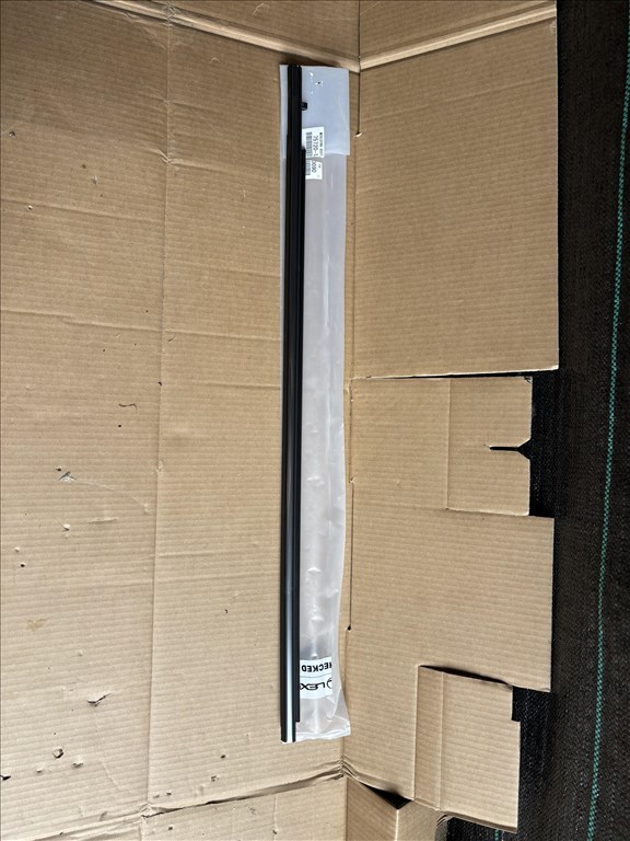 Toyota C-HR Bal első vízlehúzó díszléc 7572010090 ÚJ!!!! 1. kép