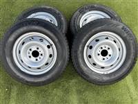 5x118 15" Fiat,Citroen,Peugeot gyári lemezfelni 215/70 R15C téli gumikkal