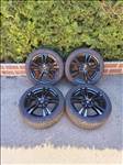5x114.3 lyukosztású Hyundai, Kia 17" újszerű (gyári felni) alufelni, 225/45 használt téli gumi