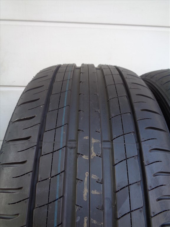 Új Dunlop 225/50R18 nyári gumi garnitúra 2024-es gyártású eladó. 2. kép