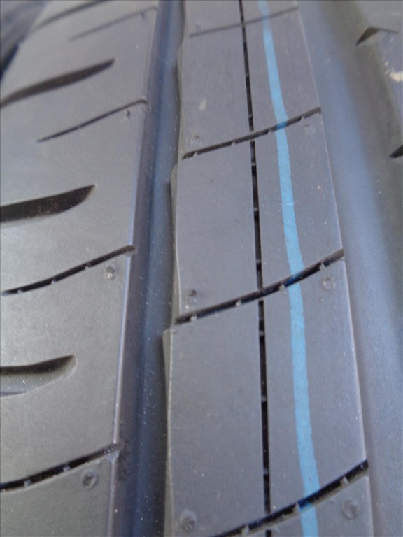 Új Dunlop 225/50R18 nyári gumi garnitúra 2024-es gyártású eladó. 4. kép