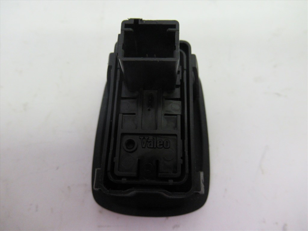 Citroën C3 Picasso bal hátsó ablakemelő kapcsoló 96548609 2. kép