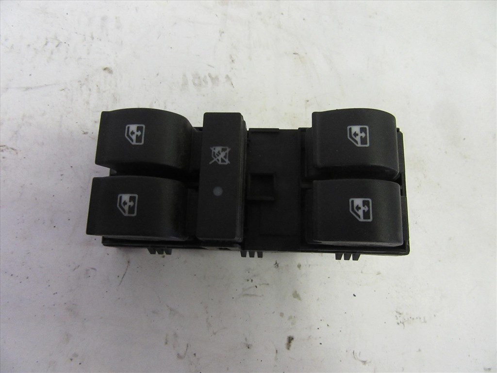 Fiat Doblo III. 735498680 számú, bal első ablakemelő kapcsoló 4x 1. kép