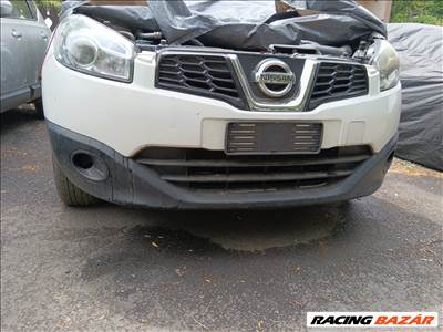 Nissan qashqai j10 facelift első lökhárító. 