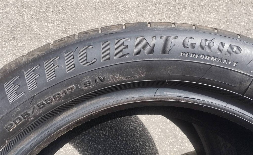 Új 205/55 17 Goodyear nyári gumi r17 " 3. kép