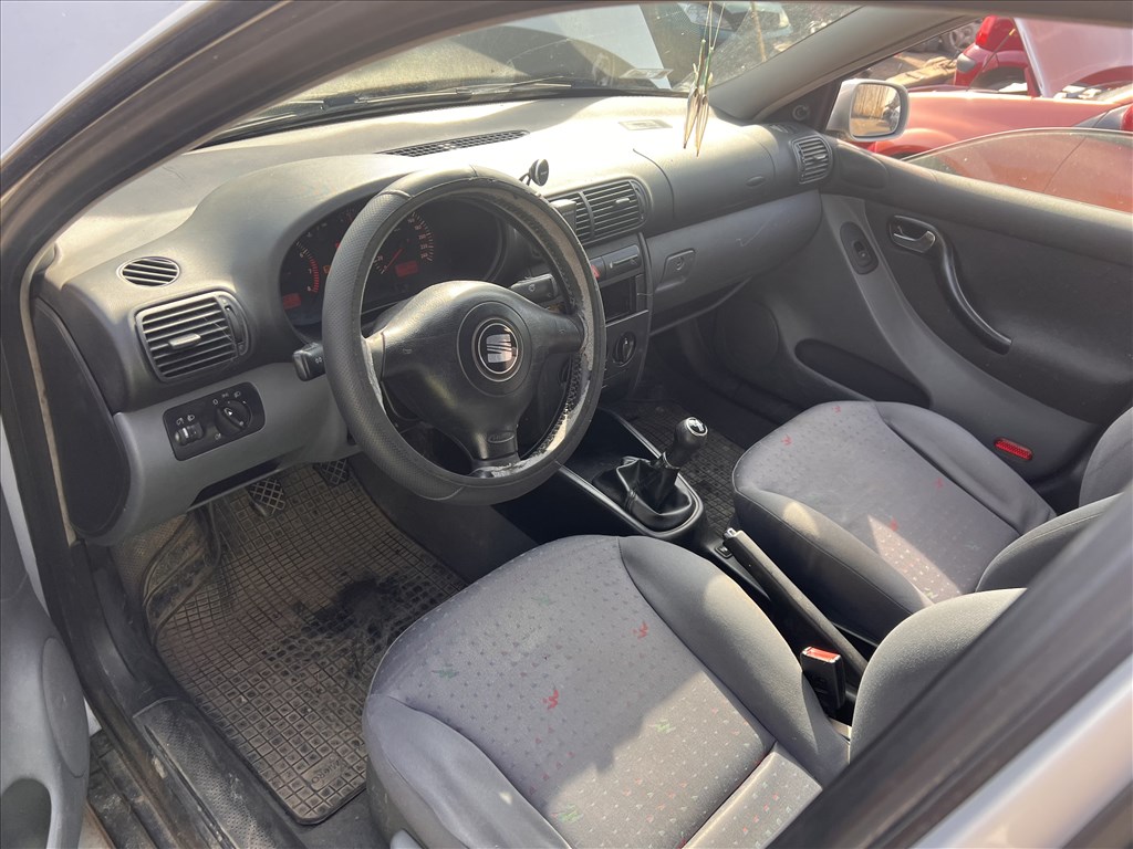 Seat Toledo II 1.6i bontott alkatrészei 3. kép