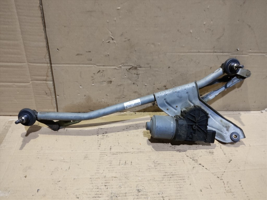 Dacia Sandero  2008-2012 első Ablaktörlő motor mechanikával 8200619512 1. kép