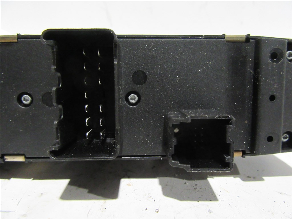 Dodge Journey bal első ablakemelő kapcsoló 04602632ae 3. kép