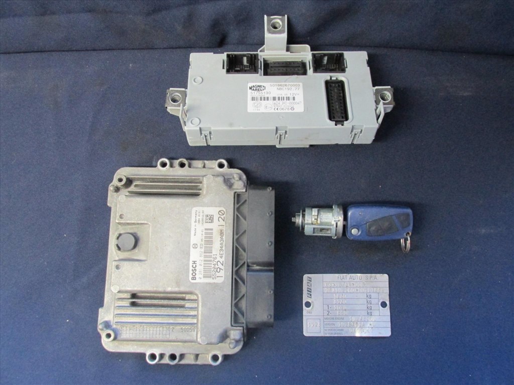72153 Fiat Stilo 1,9 Jtd motorvezérlő szett 0281012862 1. kép