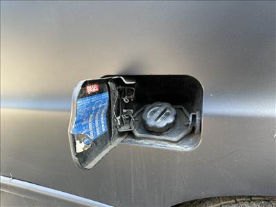 Mercedes Vito (1st gen) W638 tankajtó 