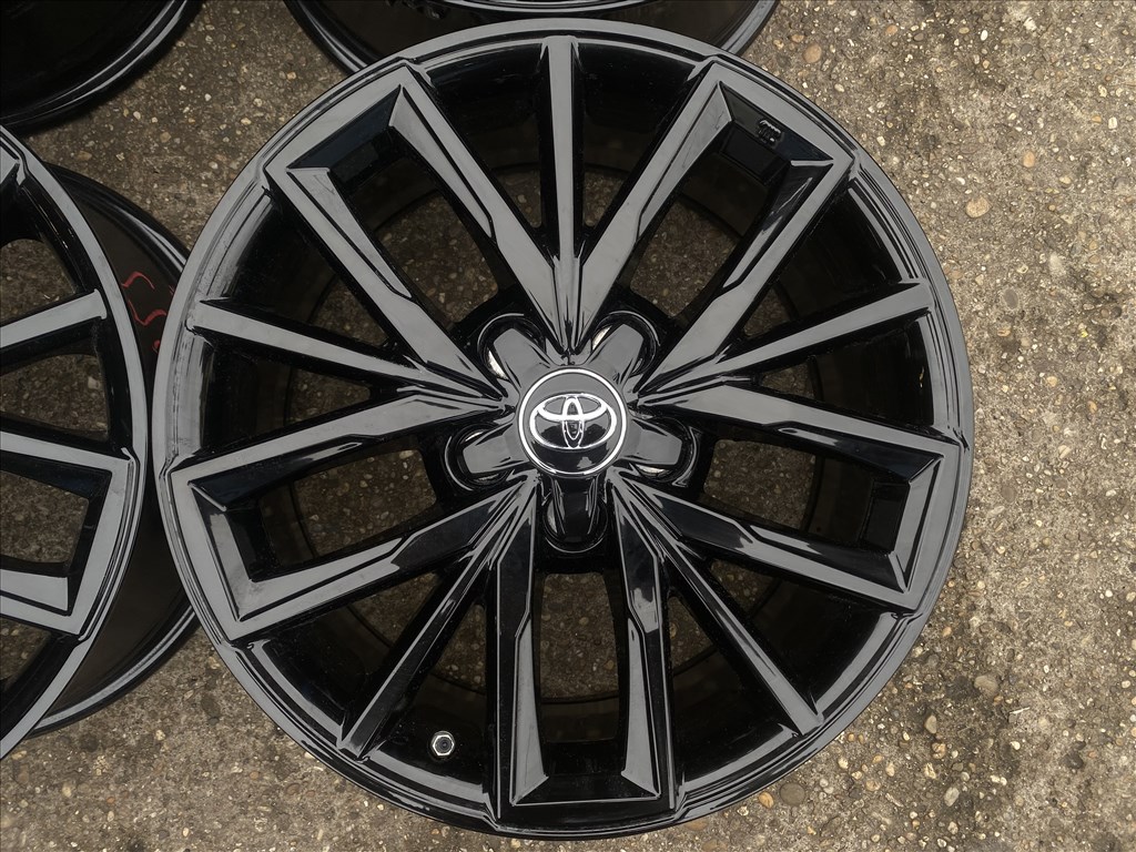 4db gyári 17" Toyota Corolla alufelni. (3855) 2. kép