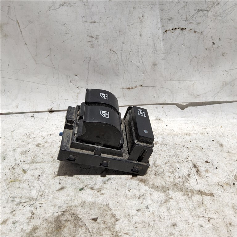 Fiat Doblo III. 735498677 számú, bal első ablakemelő kapcsoló 2x 2. kép