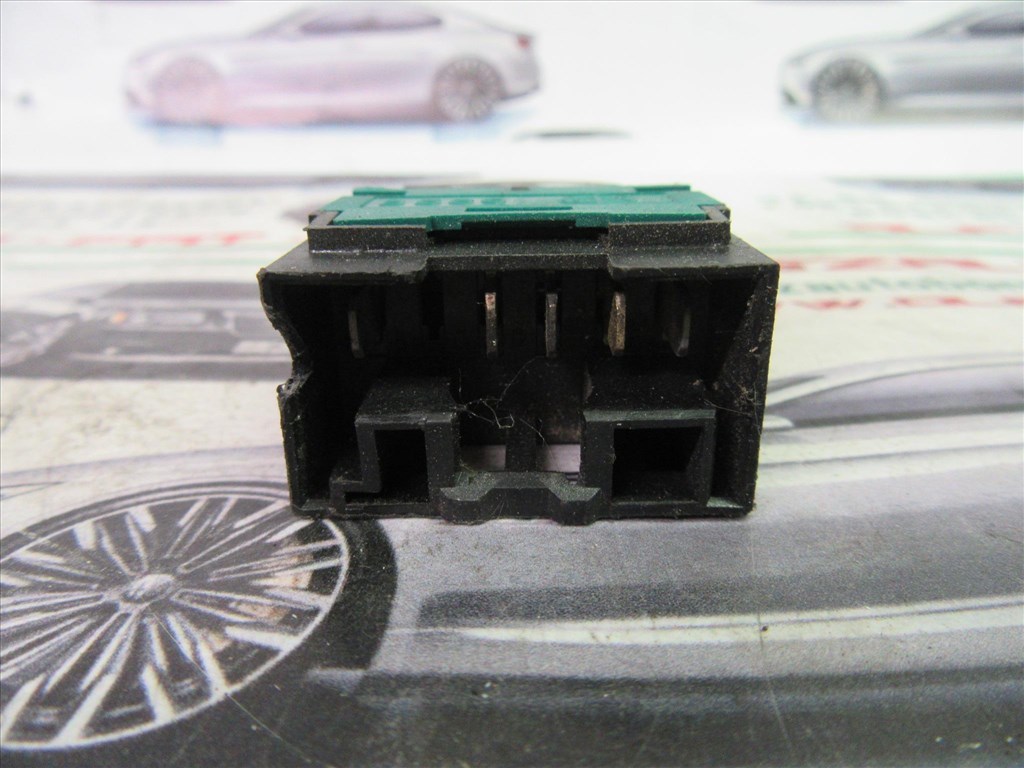 Fiat Doblo II. 735402417 számú, jobb első ablakemelő kapcsoló 2. kép