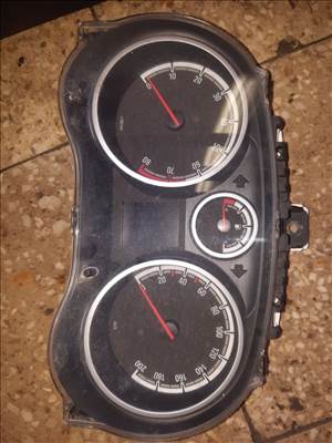 Opel Corsa D Óraegység / Kilométeróra 1303304B